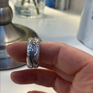 David Yurman Silver Ring size 8?